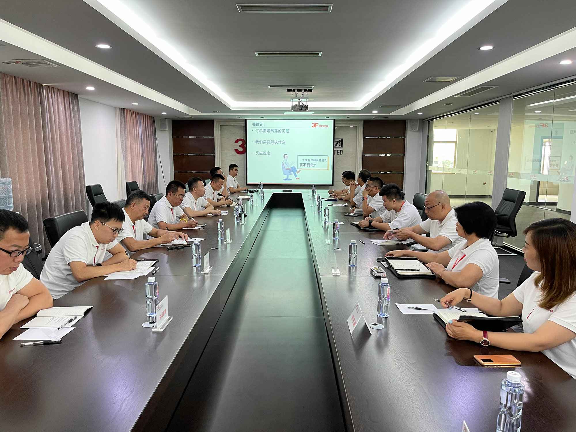 江南公司体育·官方站官网-江南online(中国)召开上半年总结暨下半年计划会议